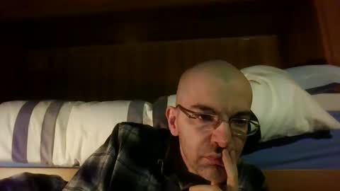 tommycorner online show from 31, 12, 2024