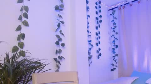 Snapshot of tommyfoxboy chatting on 8, 1, 2025 Tommy Foxboy online show from 8, 1, 2025