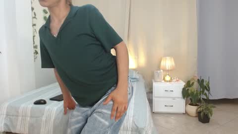 Snapshot of tommyfoxboy chatting on 29, 1, 2025 Tommy Foxboy online show from 29, 1, 2025