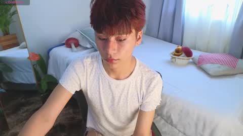 Snapshot of tommyfoxboy chatting on 17, 10, 2025 Tommy Foxboy online show from 17, 10, 2025