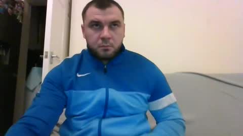 tommyy19901 online show from 2, 12, 2024