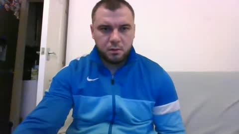 tommyy19901 online show from 10, 12, 2024