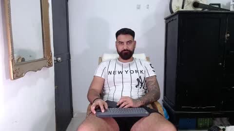 Snapshot of tomy_johnson2 chatting on 31, 12, 2024 Tomas jhonson online show from 31, 12, 2024