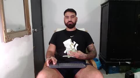 Snapshot of tomy_johnson2 chatting on 13, 1, 2025 Tomas jhonson online show from 13, 1, 2025