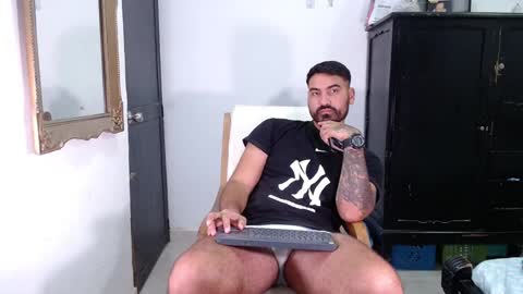 Snapshot of tomy_johnson2 chatting on 27, 1, 2025 Tomas jhonson online show from 27, 1, 2025