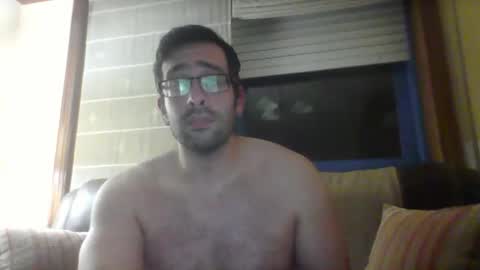 Snapshot of toni640128 chatting on 16, 11, 2025 toni640128 online show from 16, 11, 2025