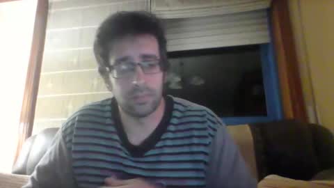 Snapshot of toni640128 chatting on 17, 12, 2025 toni640128 online show from 17, 12, 2025