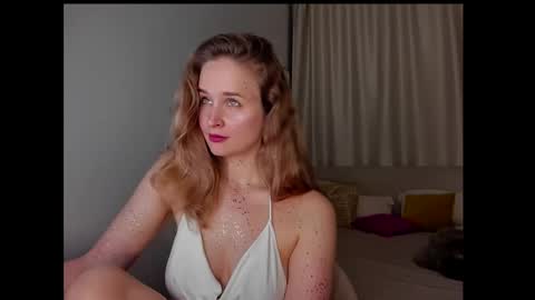 Snapshot of tony_and_alice chatting on 24, 12, 2024 Tony and Alice online show from 24, 12, 2024