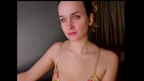 Snapshot of tony_and_alice chatting on 13, 1, 2025 Tony and Alice online show from 13, 1, 2025