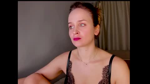 Snapshot of tony_and_alice chatting on 31, 1, 2025 Tony and Alice online show from 31, 1, 2025