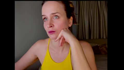 Snapshot of tony_and_alice chatting on 5, 2, 2025 Tony and Alice online show from 5, 2, 2025