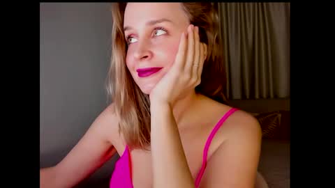 Snapshot of tony_and_alice chatting on 6, 2, 2025 Tony and Alice online show from 6, 2, 2025