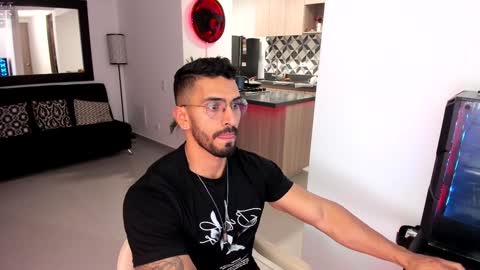 tony muscle1 online show from 9, 2, 2025