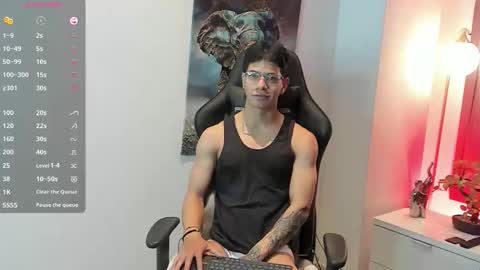 Snapshot of tony_petrov chatting on 18, 12, 2025 tony_petrov online show from 18, 12, 2025