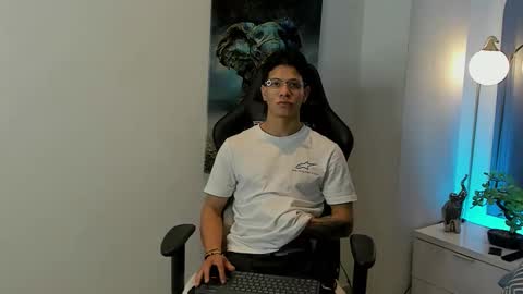 Snapshot of tony_petrov chatting on 9, 1, 2026 tony_petrov online show from 9, 1, 2026