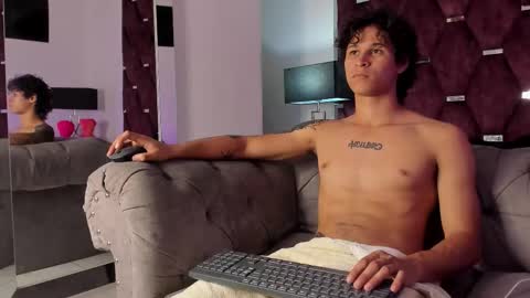 Snapshot of tonybenedetti chatting on 11, 1, 2026 Tony Benedetti online show from 11, 1, 2026