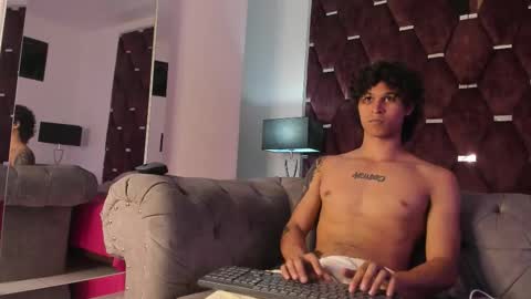 Snapshot of tonybenedetti chatting on 14, 1, 2026 Tony Benedetti online show from 14, 1, 2026