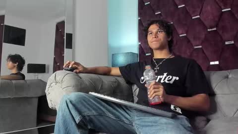 Snapshot of tonybenedetti chatting on 15, 2, 2026 Tony Benedetti online show from 15, 2, 2026