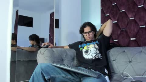 Snapshot of tonybenedetti chatting on 5, 3, 2026 Tony Benedetti online show from 5, 3, 2026