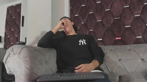 Snapshot of tonybenedetti chatting on 26, 5, 2026 Tony Benedetti online show from 26, 5, 2026