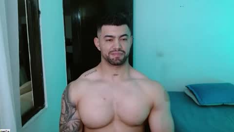 Snapshot of tonyking21 chatting on 19, 11, 2025 ANTONY online show from 19, 11, 2025