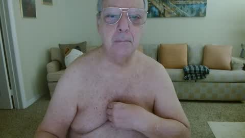Snapshot of tonysview12000 chatting on 8, 2, 2026 tonysview12000 online show from 8, 2, 2026