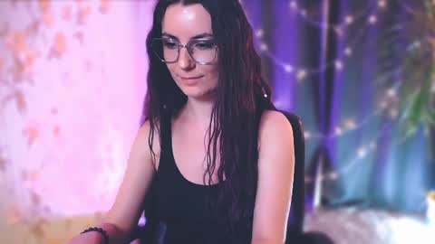 Elizabeth online show from 13, 1, 2025