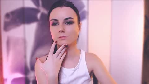 Elizabeth online show from 25, 1, 2025