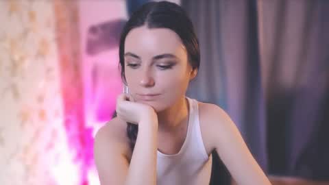 Elizabeth online show from 12, 3, 2025