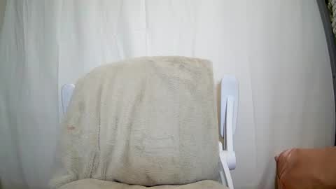 Snapshot of toohorny4college chatting on 2, 10, 2025 Isabel online show from 2, 10, 2025