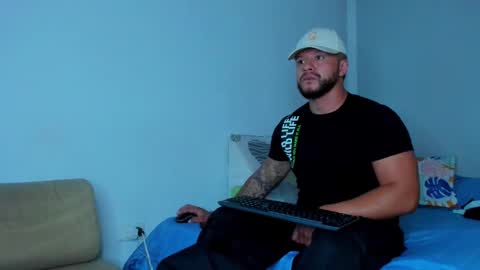 Tony Dee online show from 14, 11, 2025