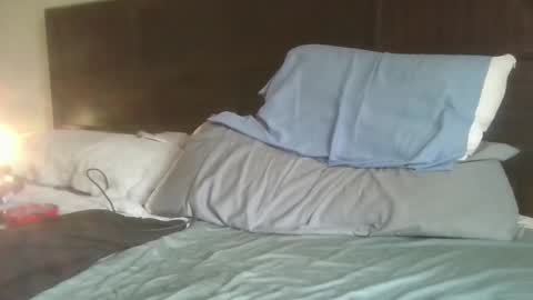 Snapshot of tootall803 chatting on 13, 12, 2024 TooTall803 online show from 13, 12, 2024