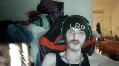 Snapshot of tootall803 chatting on 28, 2, 2025 TooTall803 online show from 28, 2, 2025