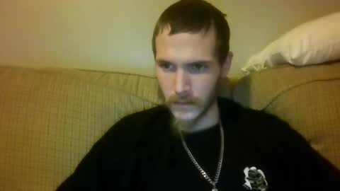 Snapshot of tootall803 chatting on 22, 11, 2025 TooTall803 online show from 22, 11, 2025