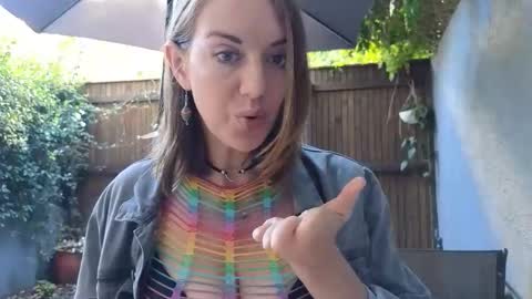 Topsy online show from 19, 2, 2026