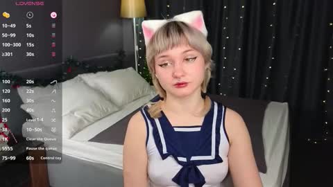 Tori online show from 4, 12, 2025