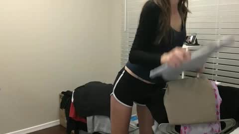 Tori Ryann online show from 12, 2, 2026
