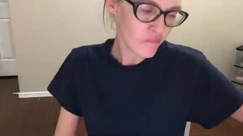 Tori Ryann online show from 21, 4, 2026