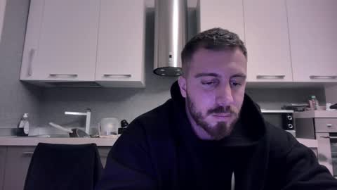 Snapshot of toro_arrapato chatting on 4, 12, 2024 toro_arrapato online show from 4, 12, 2024