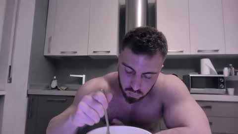 Snapshot of toro_arrapato chatting on 16, 12, 2024 toro_arrapato online show from 16, 12, 2024