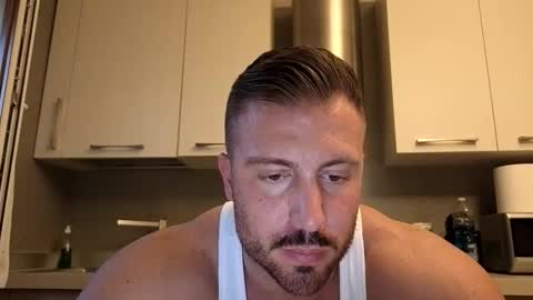 Snapshot of toro_arrapato chatting on 20, 5, 2026 toro_arrapato online show from 20, 5, 2026