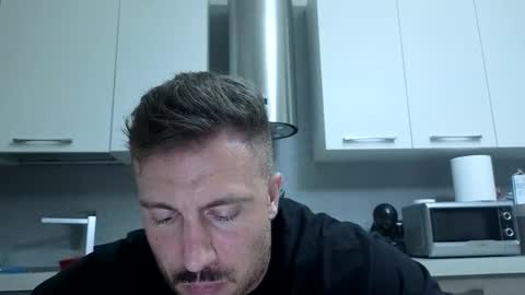 Snapshot of toro_arrapato chatting on 2, 6, 2026 toro_arrapato online show from 2, 6, 2026