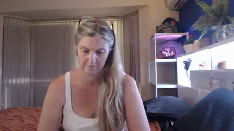 Milly online show from 21, 4, 2026