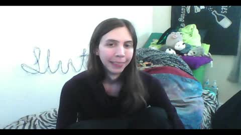 Snapshot of totalfuckingadorable chatting on 23, 5, 2026 Luna online show from 23, 5, 2026
