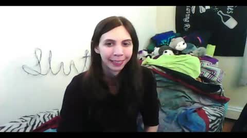 Snapshot of totalfuckingadorable chatting on 25, 5, 2026 Luna online show from 25, 5, 2026