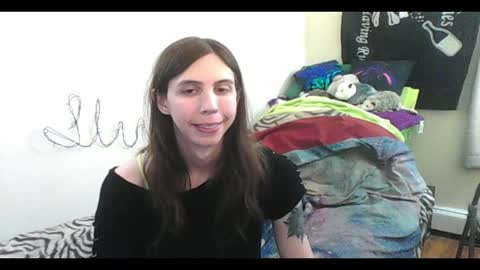 Snapshot of totalfuckingadorable chatting on 27, 5, 2026 Luna online show from 27, 5, 2026