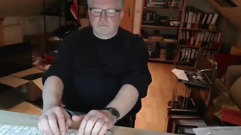 Snapshot of toto758 chatting on 18, 2, 2026 toto758 online show from 18, 2, 2026