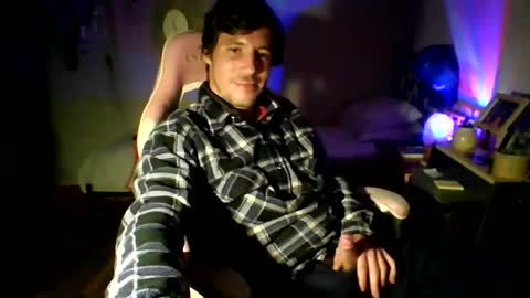Snapshot of toyboysquirt chatting on 10, 6, 2026 toyboysquirt online show from 10, 6, 2026