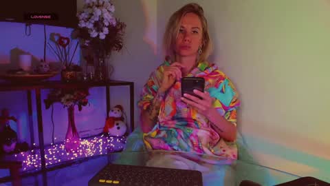 Hey my name is Kiri Kiri online show from 2, 2, 2025