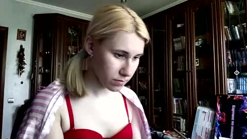 Lesly online show from 16, 5, 2026